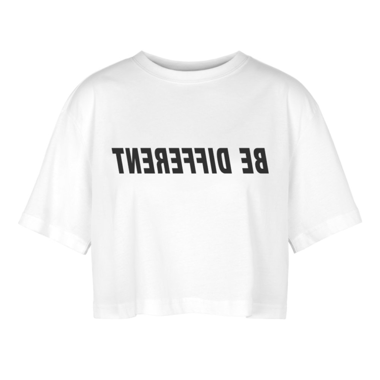 be-different-frauen-oversized-cropped-t-shirt-weiss