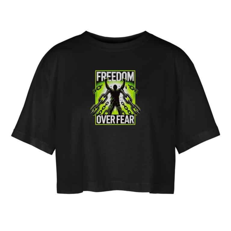 freedom-over-fear-frauen-oversized-cropped-t-shirt-schwarz