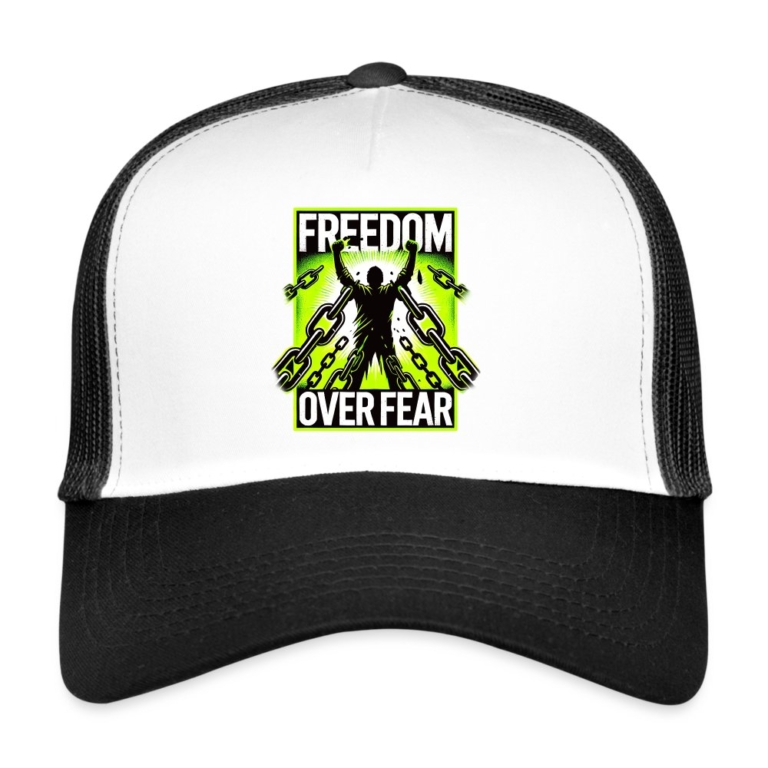 freedom-over-fear-trucker-cap-weiss-schwarz