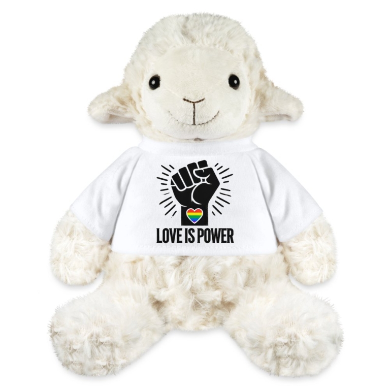 love-is-power-minifeet-schaf-annika-weiss
