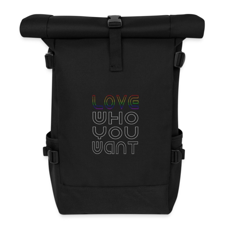 love-who-you-want-rolltop-rucksack-schwarz