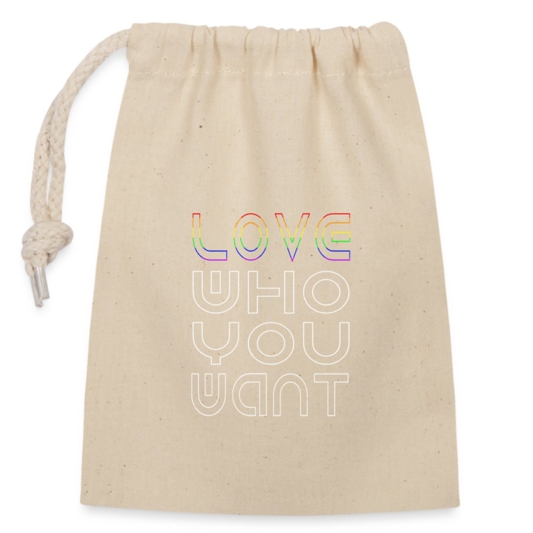 love-who-you-want-verschliessbarer-geschenkbeutel-aus-baumwolle-14x20cm-natur