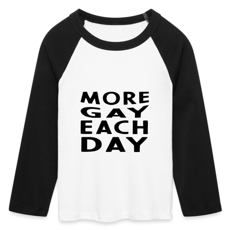 more-gay-each-day-cropped-frauen-baby-tee-mit-34-aermel-weiss-schwarz